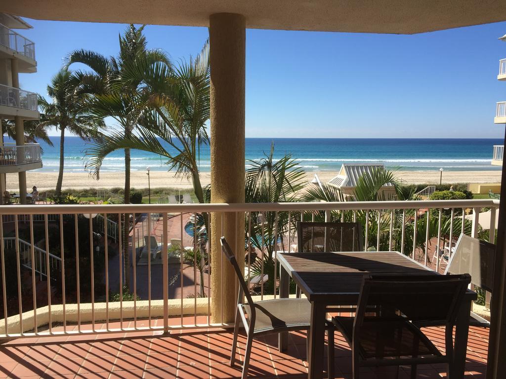 Crystal Beachfront Apartments Gold Coast Exterior foto
