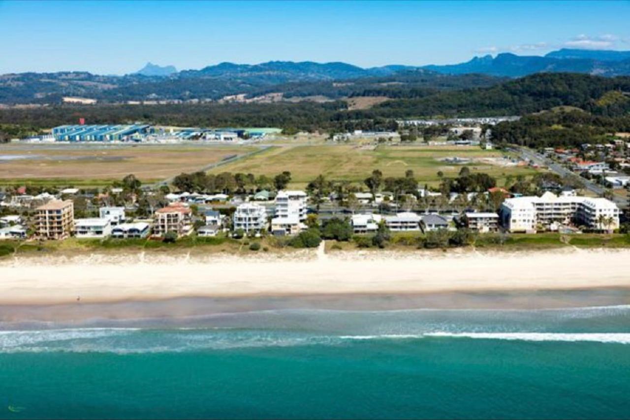 Crystal Beachfront Apartments Gold Coast Exterior foto